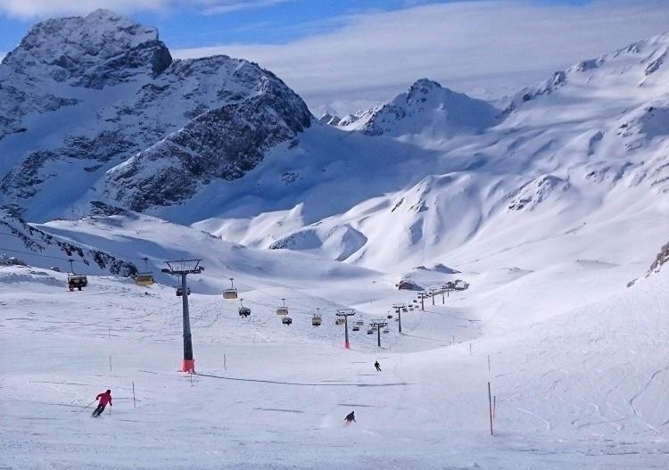 Sankt Moritz Chesa Ruinatsch 50 Apartment Bagian luar foto